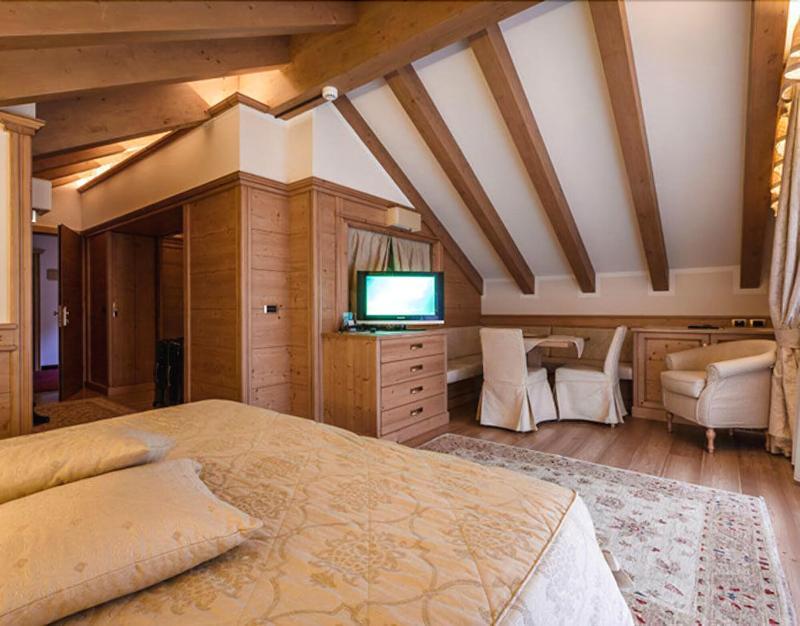 פינזולו Beverly Alps Hotel & Spa מראה חיצוני תמונה