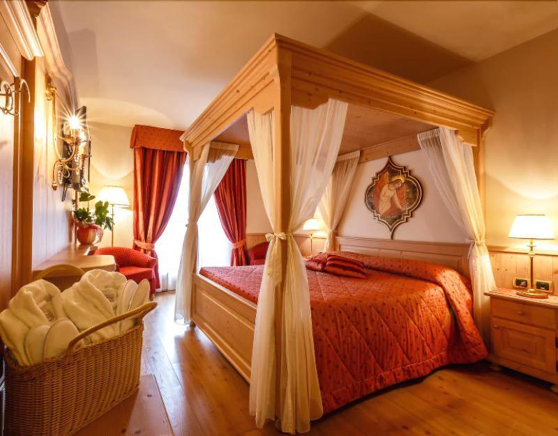פינזולו Beverly Alps Hotel & Spa מראה חיצוני תמונה