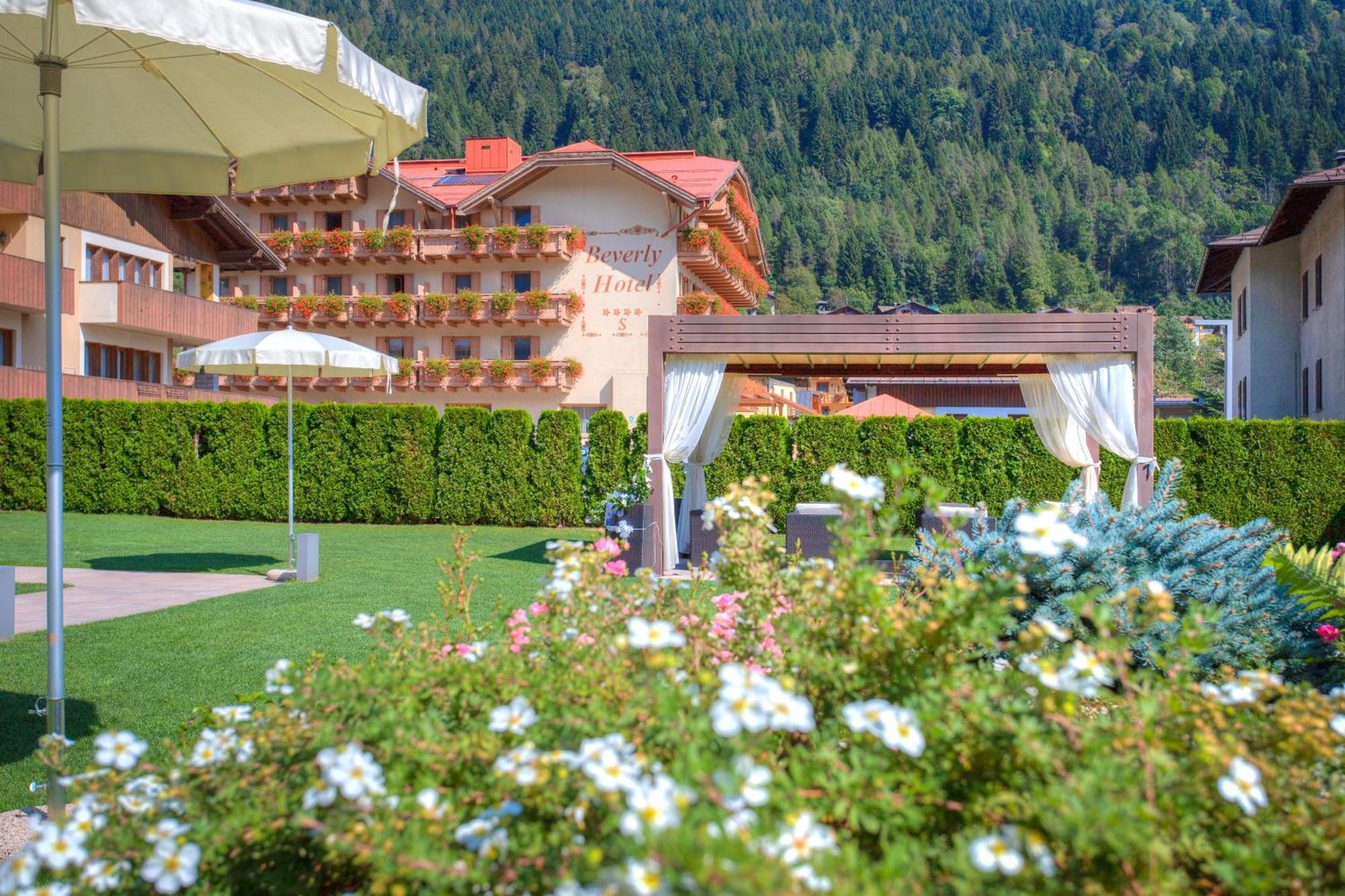 פינזולו Beverly Alps Hotel & Spa מראה חיצוני תמונה