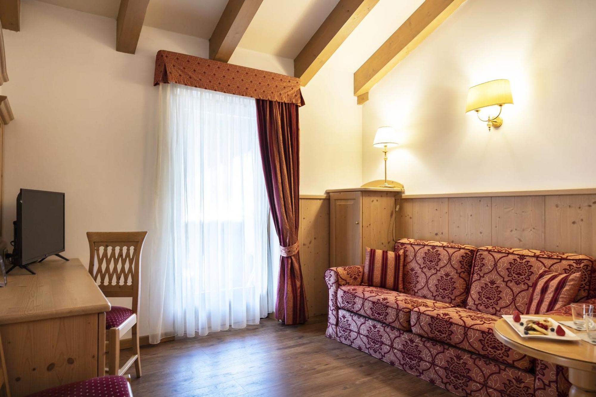 פינזולו Beverly Alps Hotel & Spa מראה חיצוני תמונה