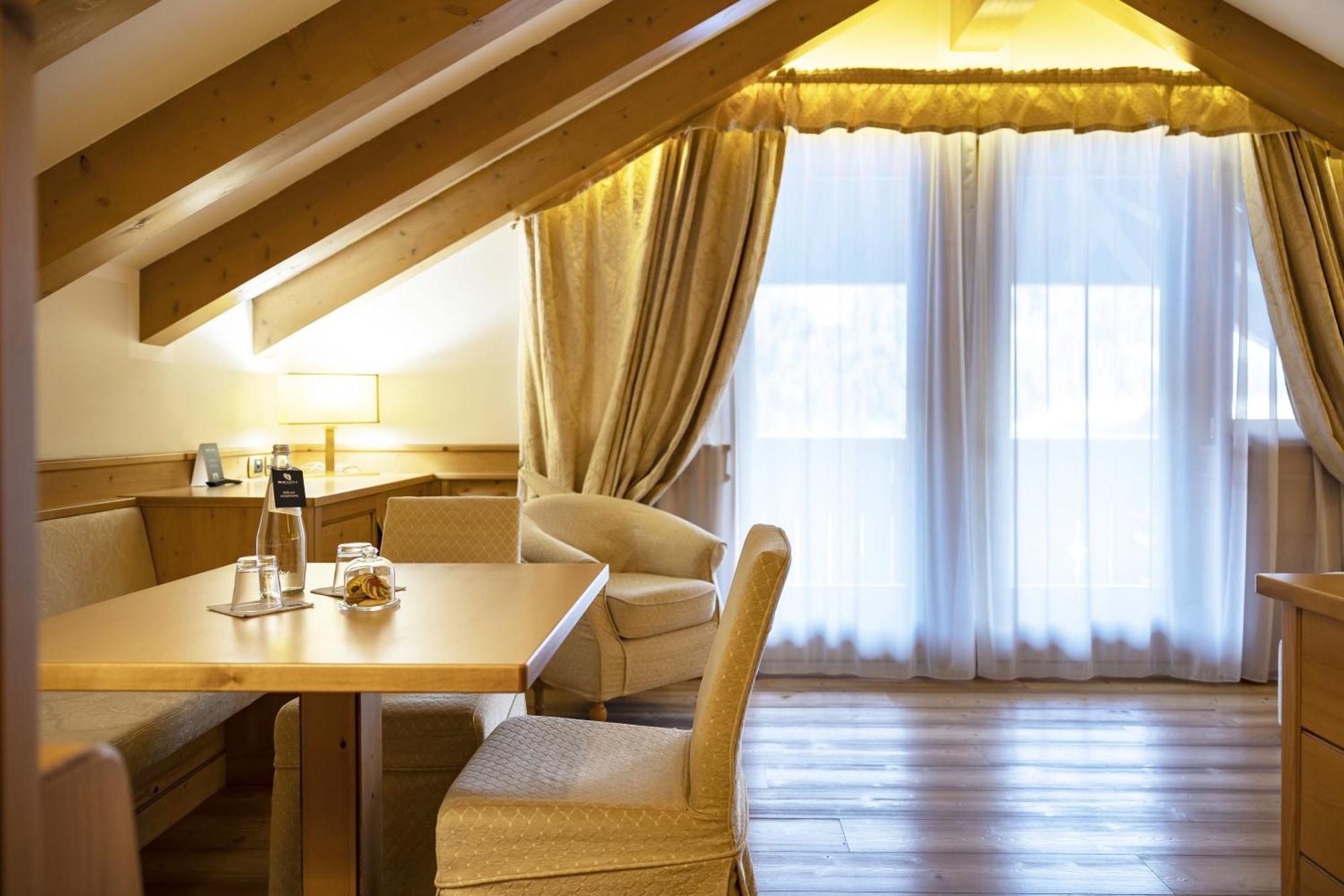פינזולו Beverly Alps Hotel & Spa חדר תמונה
